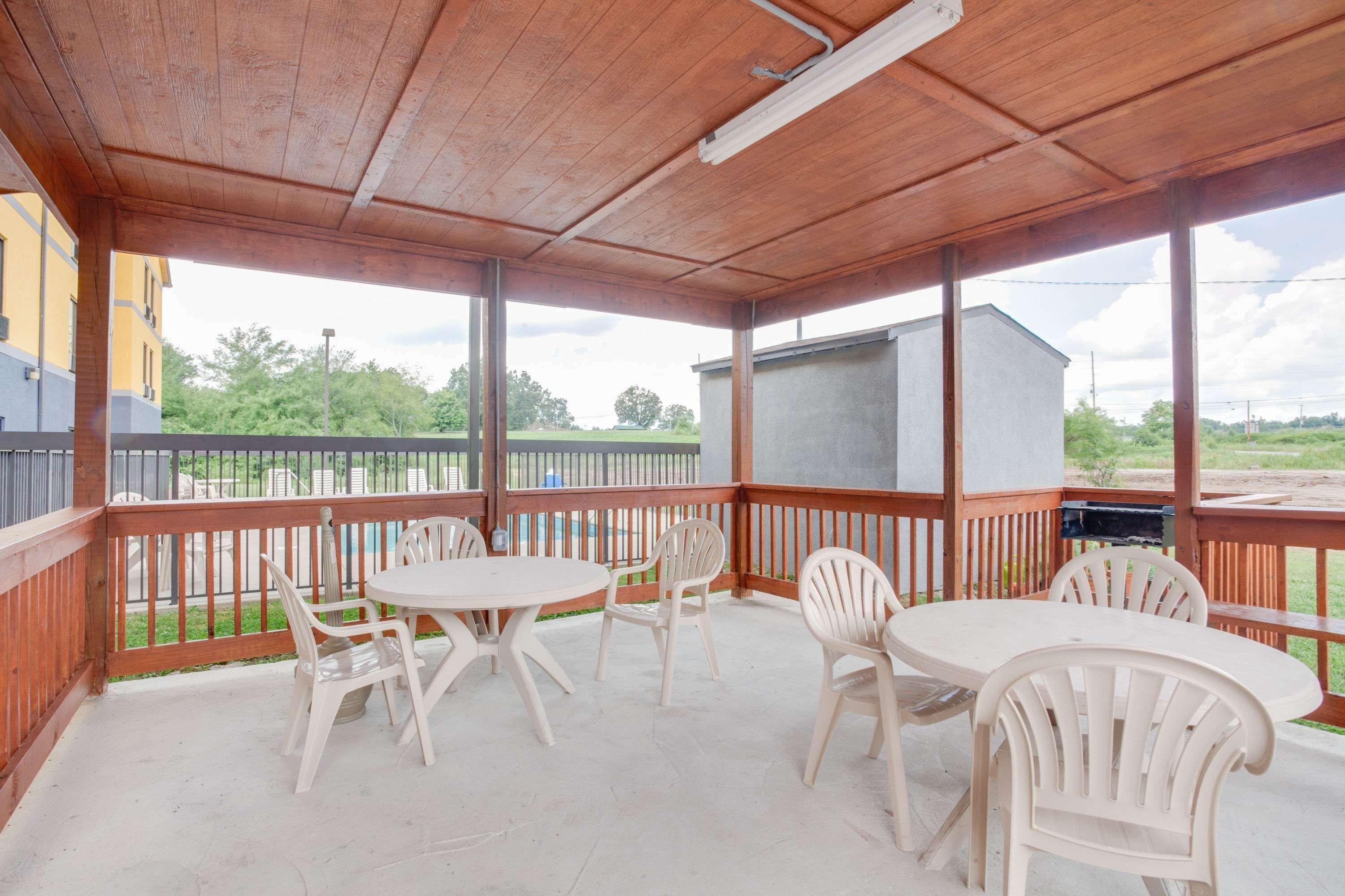 Super 8 By Wyndham Crossville Tn Exteriér fotografie