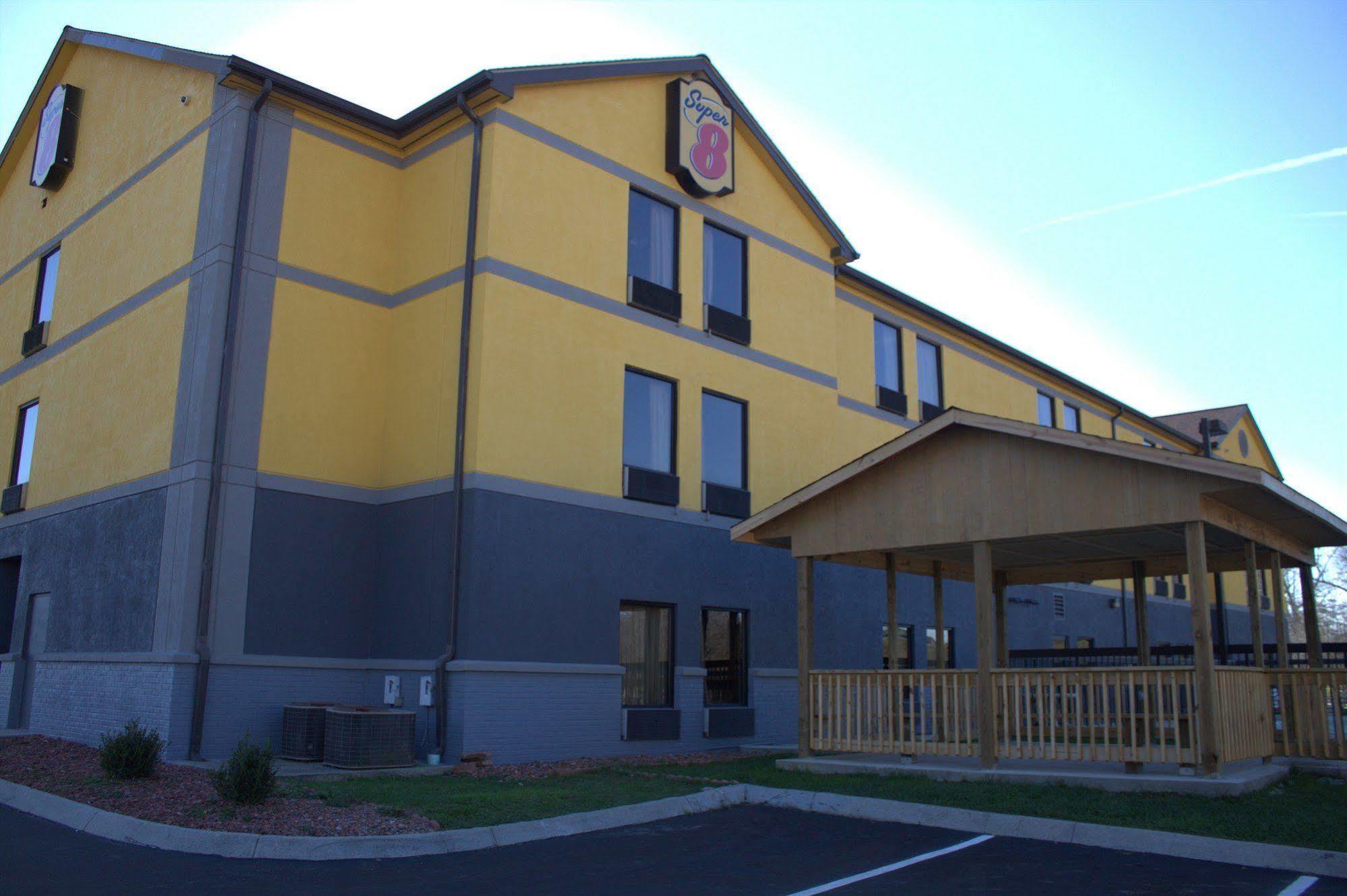 Super 8 By Wyndham Crossville Tn Exteriér fotografie
